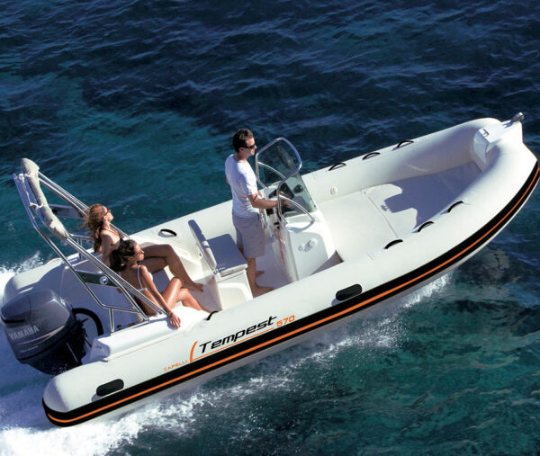 Prenotazione gommone giornata intera (09:30 - 17:30)